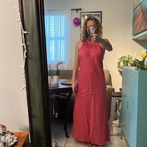Zara maxi dress 100% linen color Coral size medium/large. New with tag.
